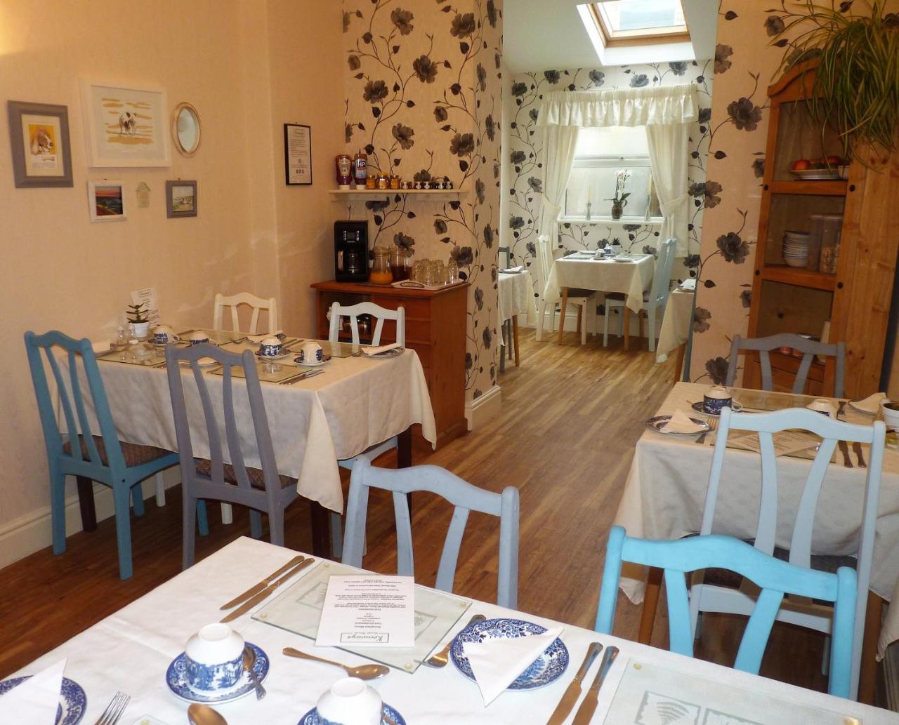 Bed & Breakfast Kenways 3*